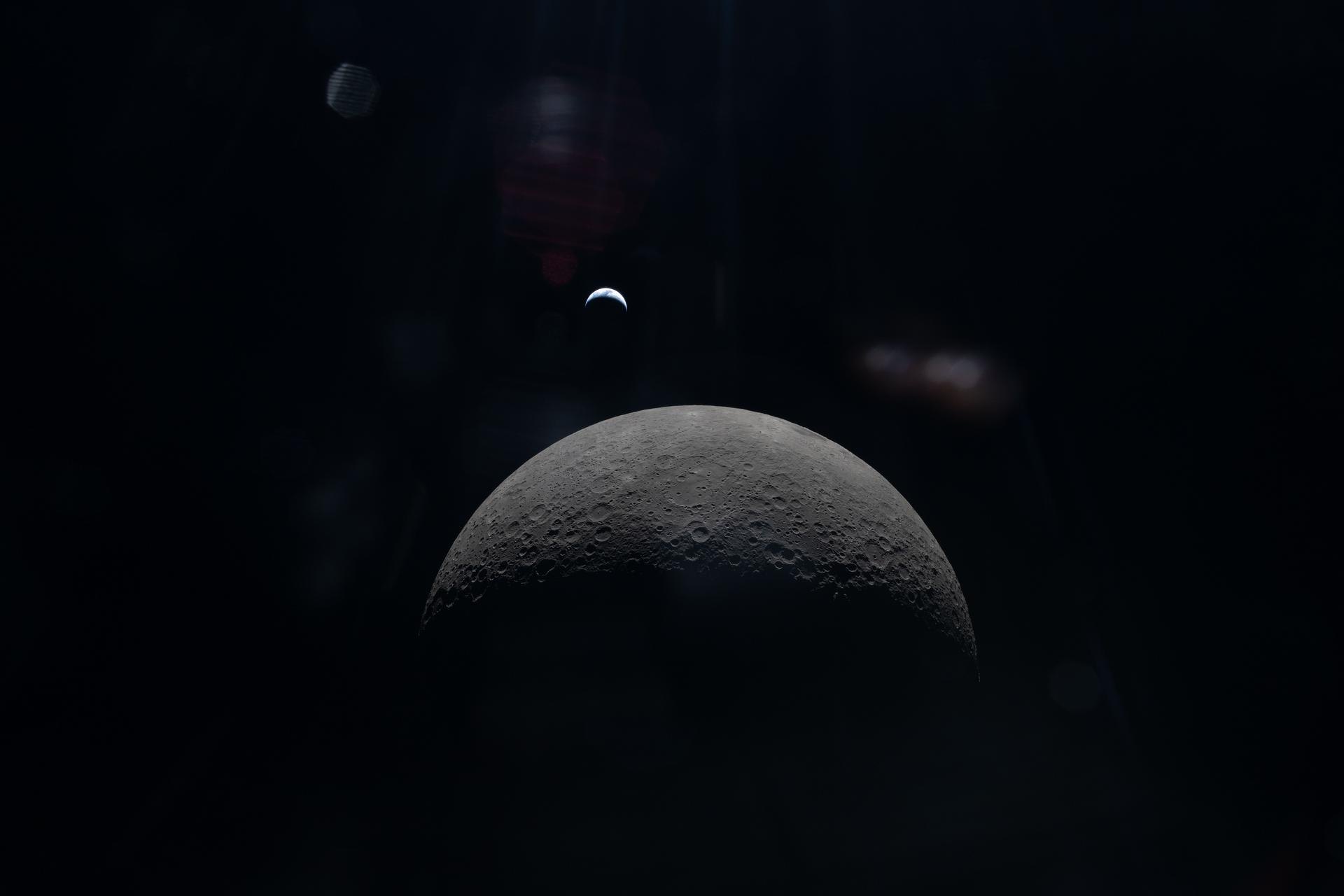Artemis II: The crew, the flight around the Moon and what comes next for Artemis