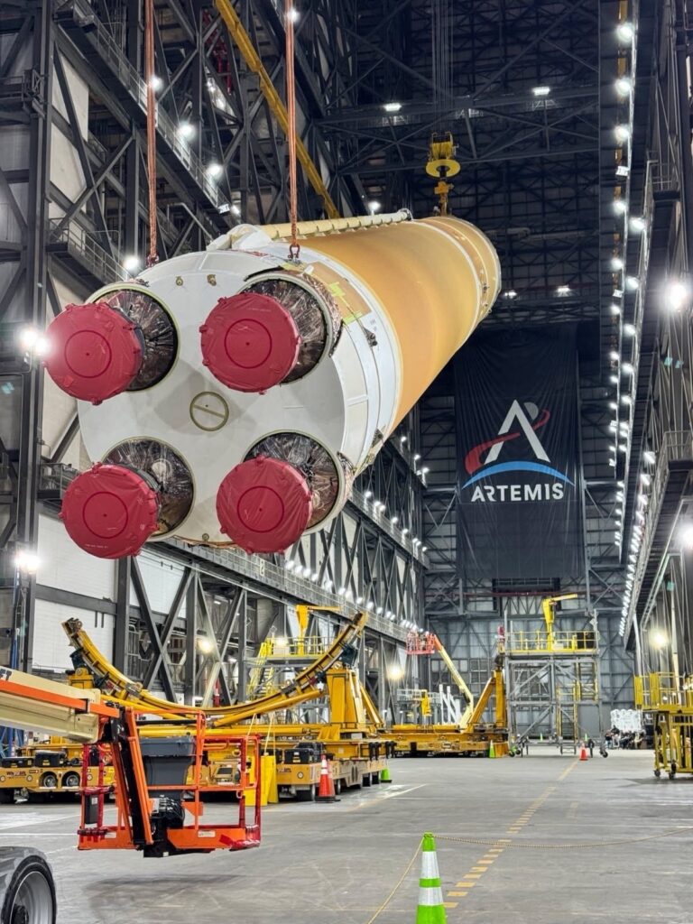 Artemis III Core Stage Lift
