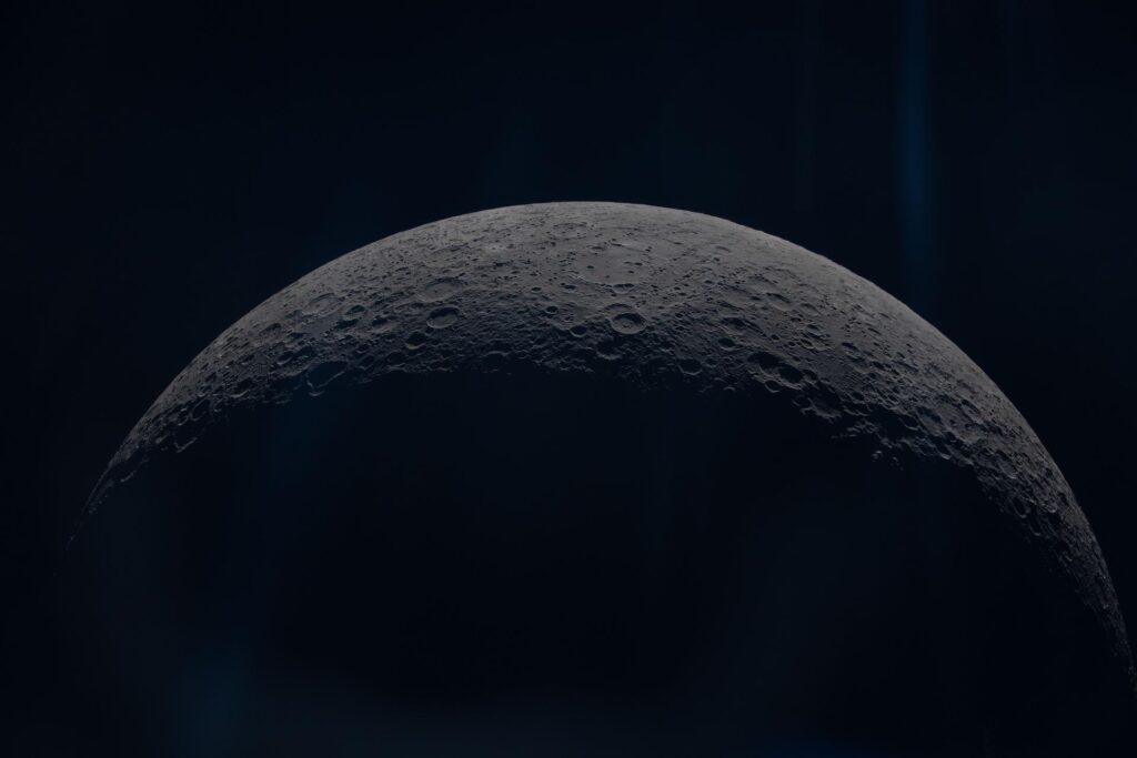 Starship will wait in Earth orbit for Orion; Blue Moon takes a polar route