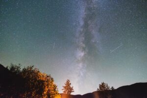 Orionid meteor shower 2026: Peak night of October 21-22 and how the Moon affects it
