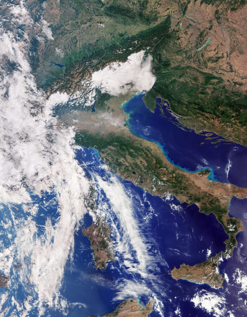Natural-colour view of Italy, the Po Valley, the Alps and the Adriatic and Tyrrhenian seas from Sentinel-3C's ocean and land colour instrument